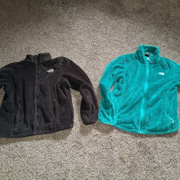 The North Face Black and Teal Fleece Jackets - Picture 1 of 7
